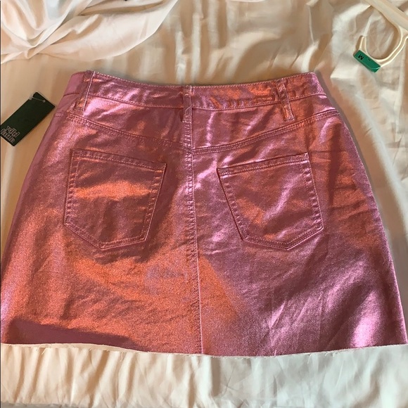 Metallic Pink mini skirt size 10 - Picture 2 of 4